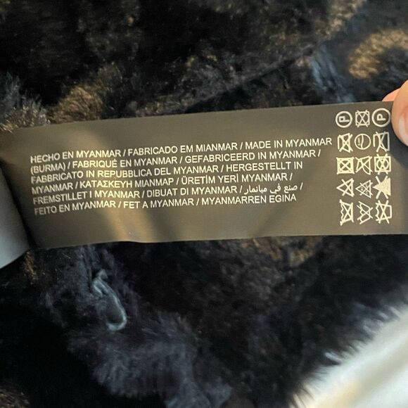 Pull & Bear Double-Faced Vegan Suede Jacket Black Faux Fur Lined Buckle Detail X - Picture 11 of 13